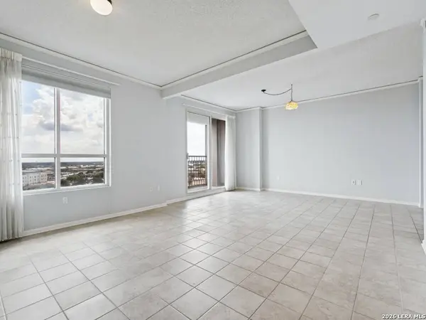 1 Towers Park Ln UNIT 1110, San Antonio, TX 78209