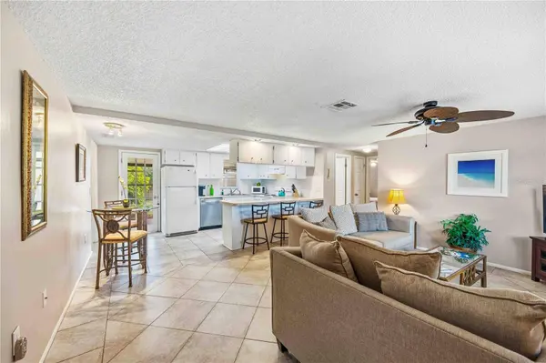 131 DARTMOUTH RD, Venice, FL 34293