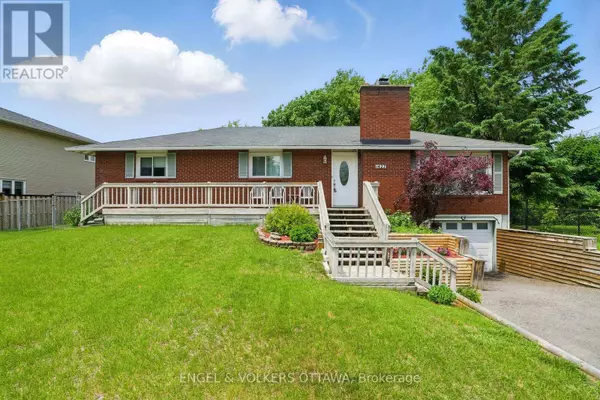 1427 ROSEBELLA AVENUE, Ottawa, ON K1T1E5