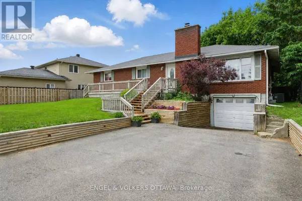 1427 ROSEBELLA AVENUE, Ottawa, ON K1T1E5