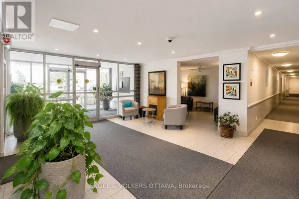 2400 Virginia DR #210, Ottawa, ON K1H8L3