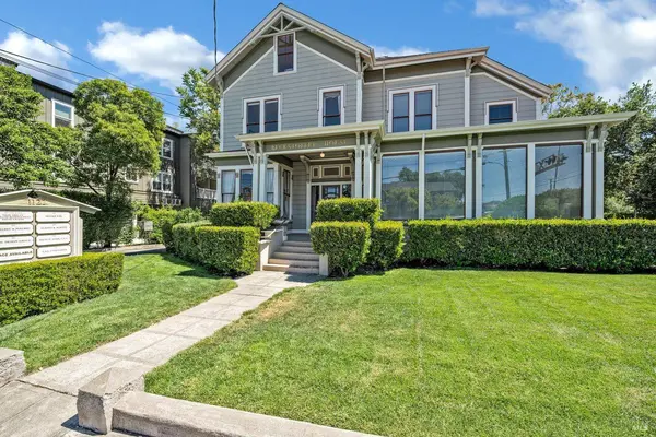 1127 Pope ST, St. Helena, CA 94574