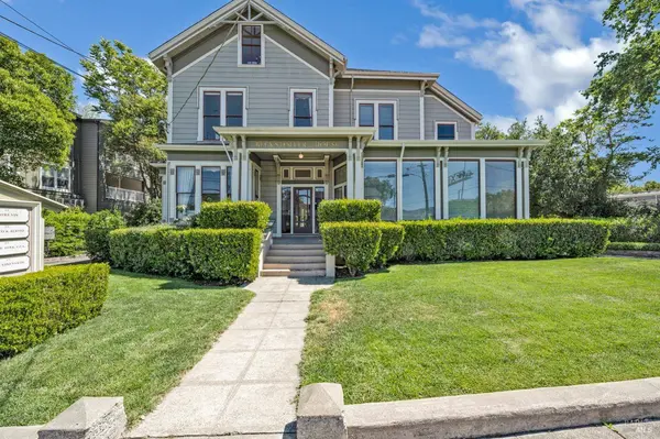 1127 Pope ST, St. Helena, CA 94574