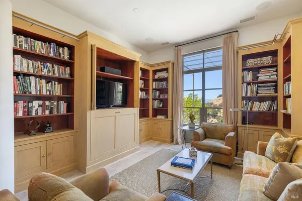 33 Hennessey Ridge RD, St. Helena, CA 94574