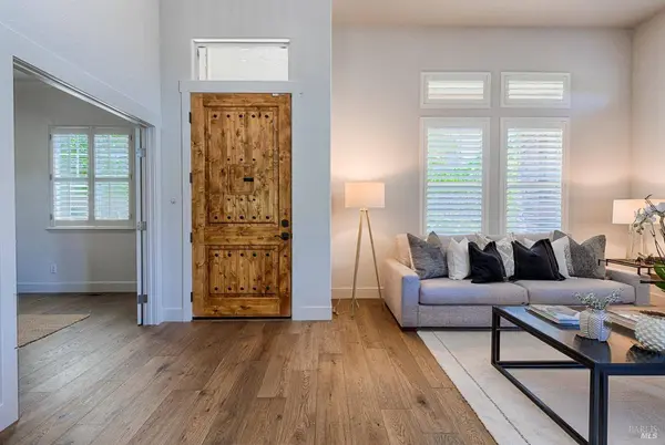 704 Hunt AVE, St. Helena, CA 94574