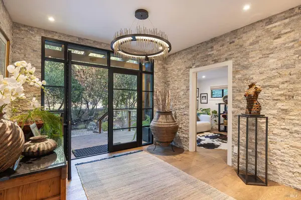 481 Crystal Springs RD, St. Helena, CA 94574