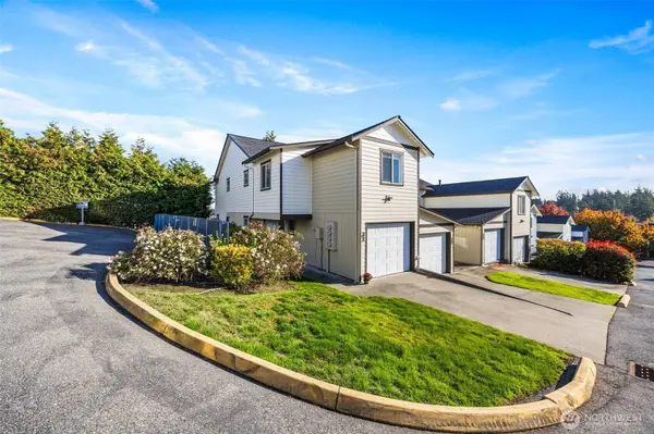 30875 State Route 20 #J1, Oak Harbor, WA 98277