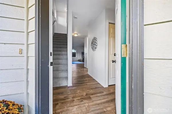 30875 State Route 20 #J1, Oak Harbor, WA 98277