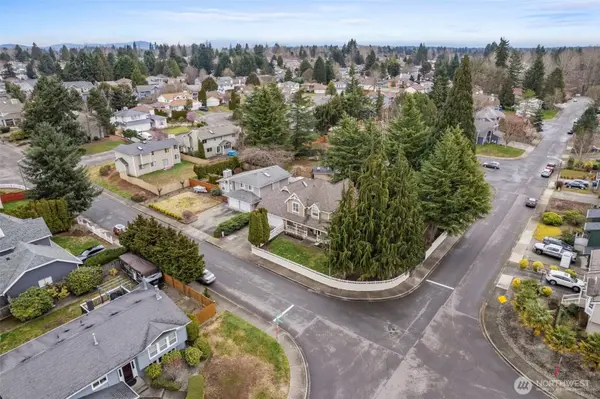 11002 SE 220th PL, Kent, WA 98031