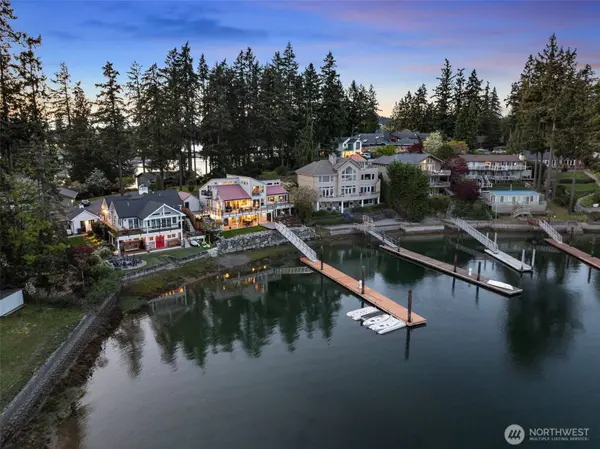 295 Shorewood CT, Fox Island, WA 98333