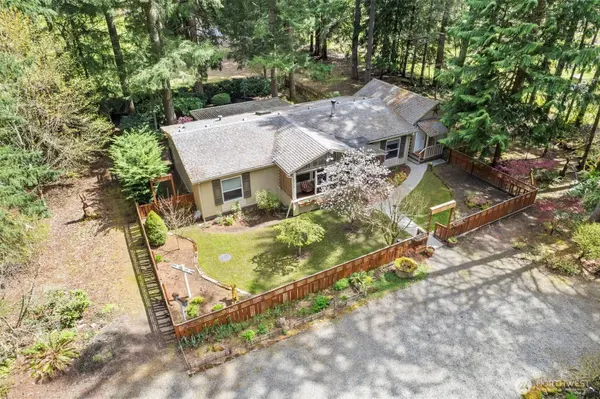 6006 Jamison LN SE, Olympia, WA 98513