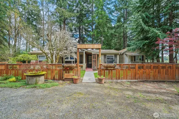 6006 Jamison LN SE, Olympia, WA 98513