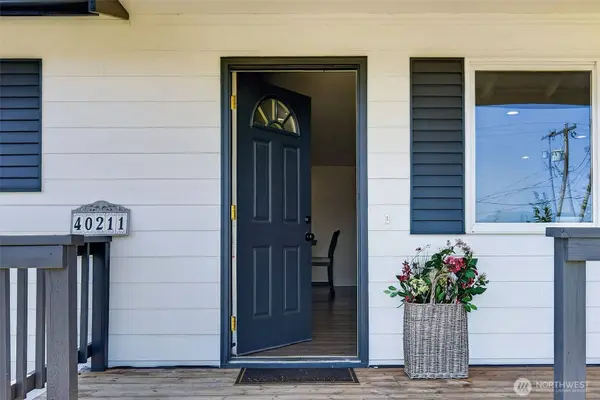 40211 212th AVE SE, Enumclaw, WA 98022