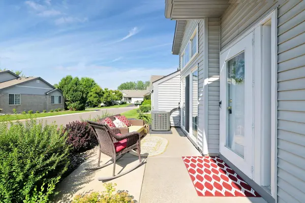 12964 Echo LN, Apple Valley, MN 55124