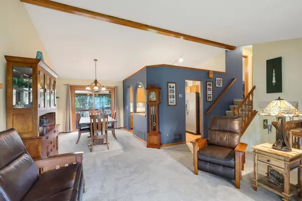 14629 Hillshire LN, Burnsville, MN 55306