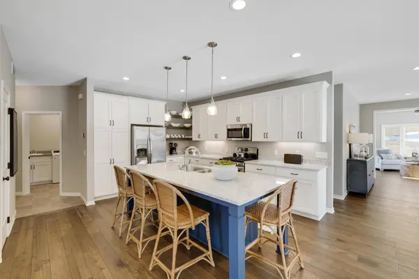 14953 Hillside CIR NW, Prior Lake, MN 55372