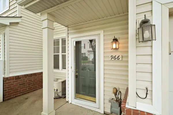 966 Princeton AVE, Shakopee, MN 55379