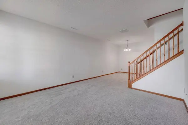 966 Princeton AVE, Shakopee, MN 55379