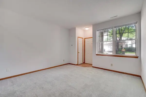 966 Princeton AVE, Shakopee, MN 55379