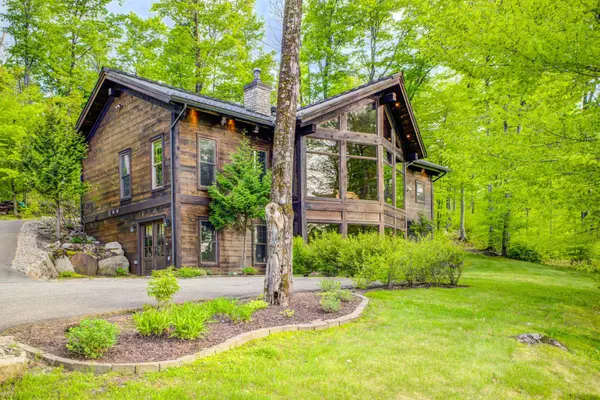 405 Allée Paisible, Mont-tremblant, QC J8E0E9
