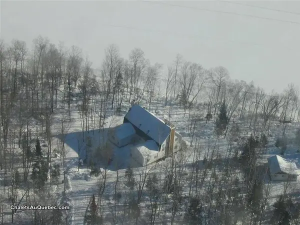 3084 Ch. du Tour-du-Lac, Nominingue, QC J0W1R0