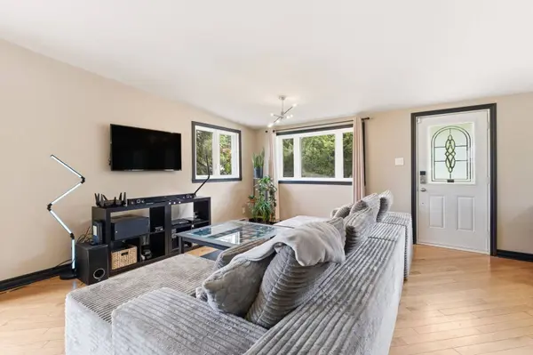 1431 -1441 Rue Principale, Saint-faustin/lac-carré, QC J0T2G0