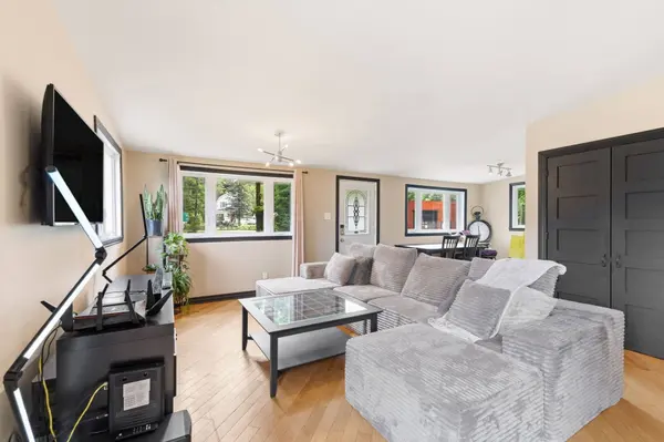 1431 -1441 Rue Principale, Saint-faustin/lac-carré, QC J0T2G0