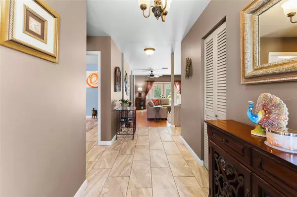 8315 W ELM ST, Tampa, FL 33615