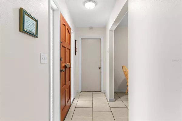7276 21ST STREET N, St Petersburg, FL 33702