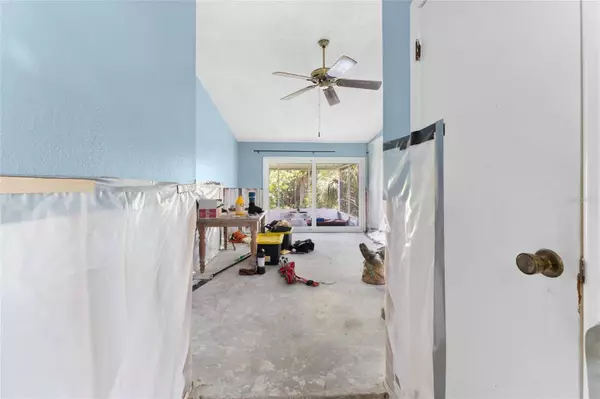 1580 ARIZONA AVE NE, St Petersburg, FL 33703