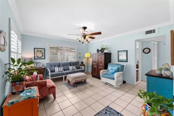 209 EMERALD LANE, Largo, FL 33771