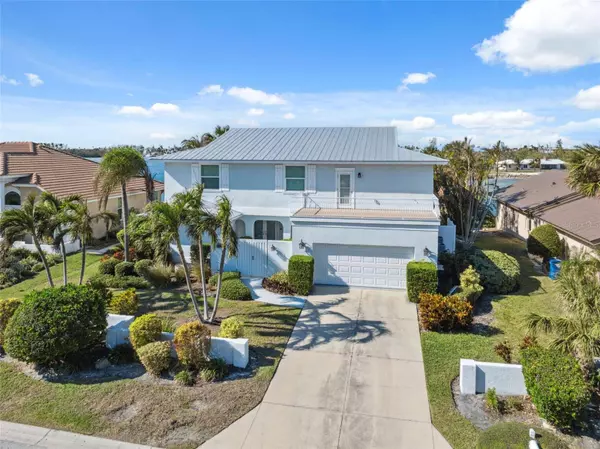 727 KEY ROYALE DR, Holmes Beach, FL 34217