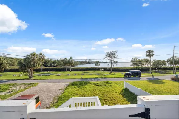 108 SHORE DR, Tarpon Springs, FL 34689