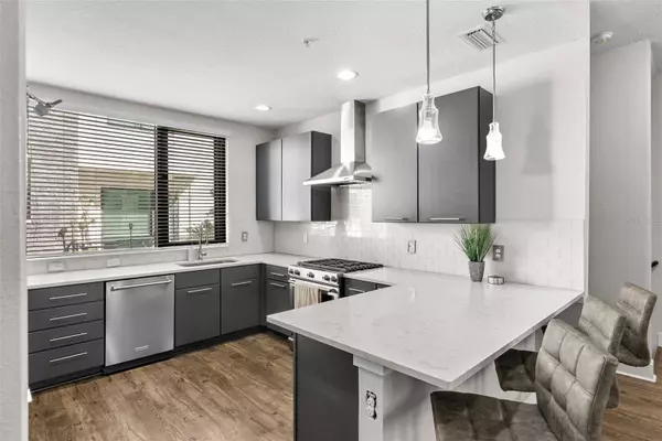 2511 N GRADY AVE #66, Tampa, FL 33607