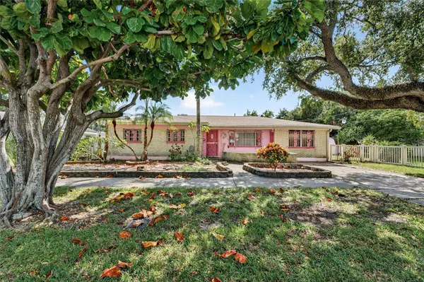 2421 STUART ST, Tampa, FL 33605