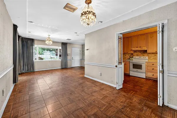 2421 STUART ST, Tampa, FL 33605