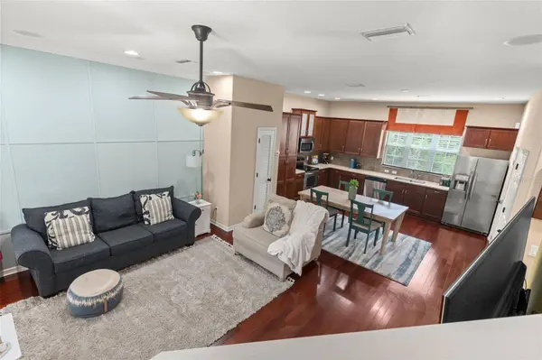 918 SOMBRA STREET, Tampa, FL 33619