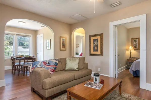 3655 N 1ST (UPPER UNIT) AVE, St Petersburg, FL 33713