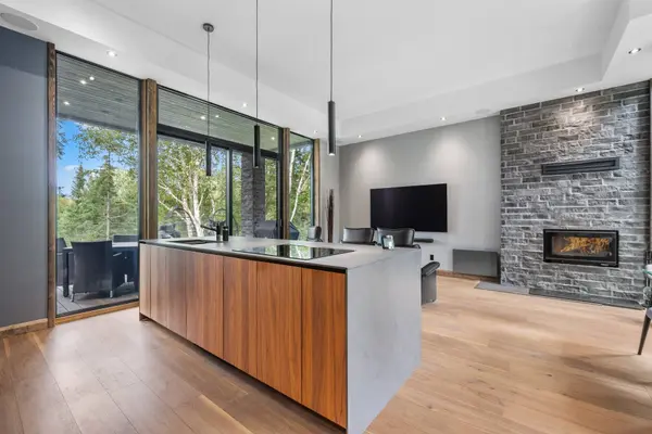 330 Allée des Clos, Mont-tremblant, QC J8E0K6