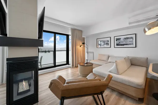 39 Ch. Fridolin-Simard #405, Estérel, QC J0T1E0