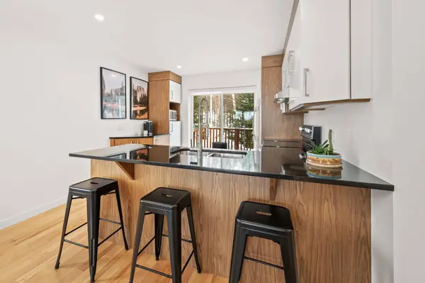 1364 Rue du Sous-Bois, Saint-faustin/lac-carré, QC J0T1R3