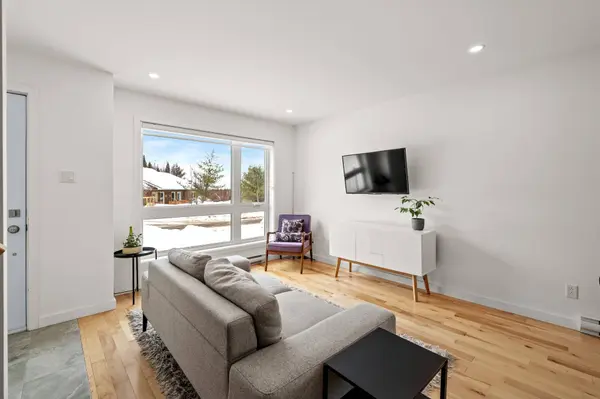 1364 Rue du Sous-Bois, Saint-faustin/lac-carré, QC J0T1R3