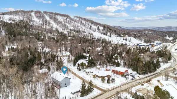1364 Rue du Sous-Bois, Saint-faustin/lac-carré, QC J0T1R3