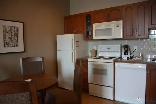 161 Ch. du Curé-Deslauriers #490, Mont-tremblant, QC J8E1T1