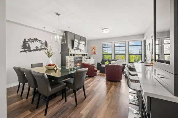 231 Ch. des Quatre-Sommets #1, Mont-tremblant, QC J8E1C6