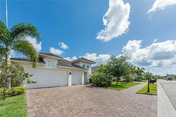 1431 Lilys Cay CIR, Vero Beach, FL 32967
