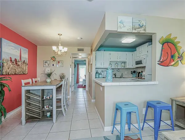33 Pine Arbor LN #104