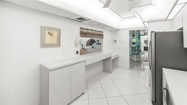 806 Cypress Grove Ln #107, Pompano Beach, FL 33069