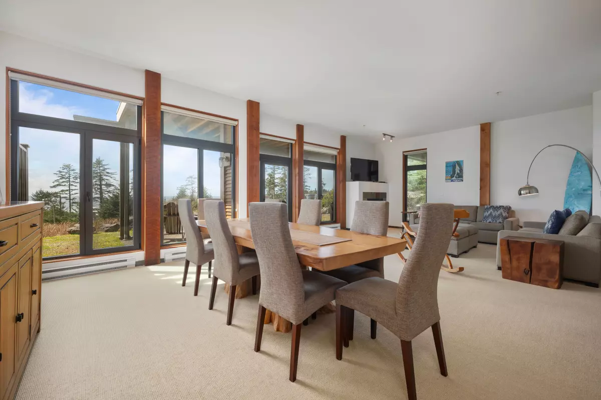 Ucluelet, BC V0R 3A0,515 Marine Drive #201