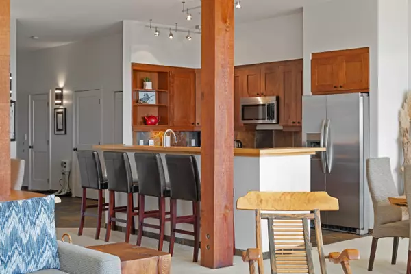 Ucluelet, BC V0R 3A0,515 Marine Drive #201